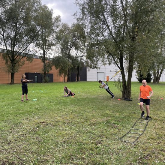 EFC0A6DE-5D85-498C-BC2B-1A253FF79B89